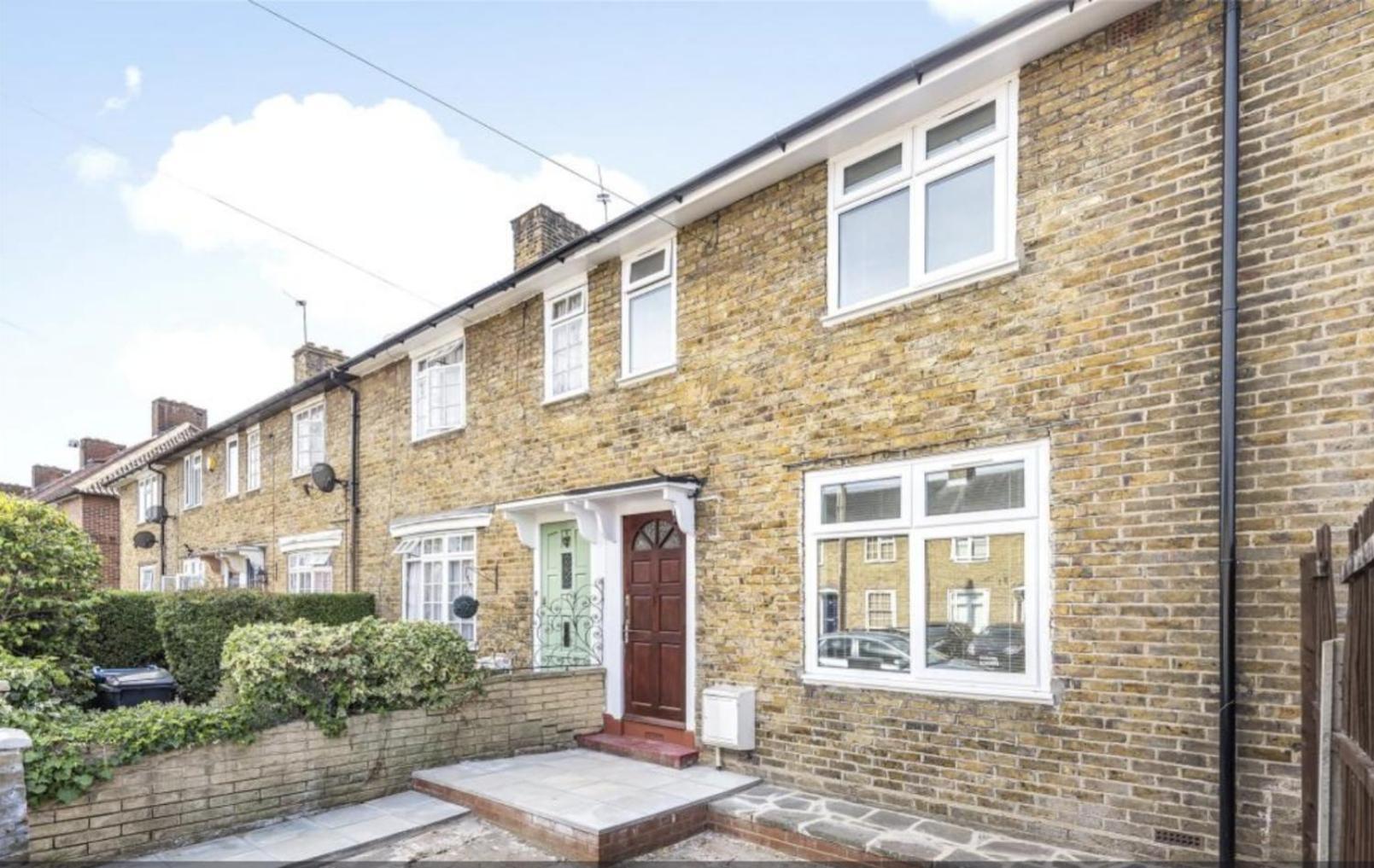 Fantastic 3-Bedroom House In London Morden  ภายนอก รูปภาพ